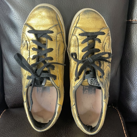 Authentic Golden Goose Sneakers - Picture 2 of 7